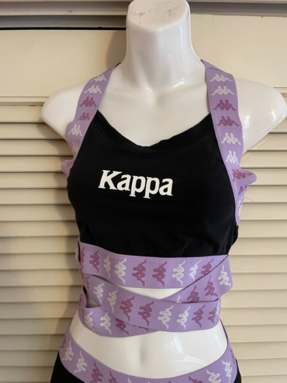 Kappa activewear set, crop top and matching leggings, medium, like new